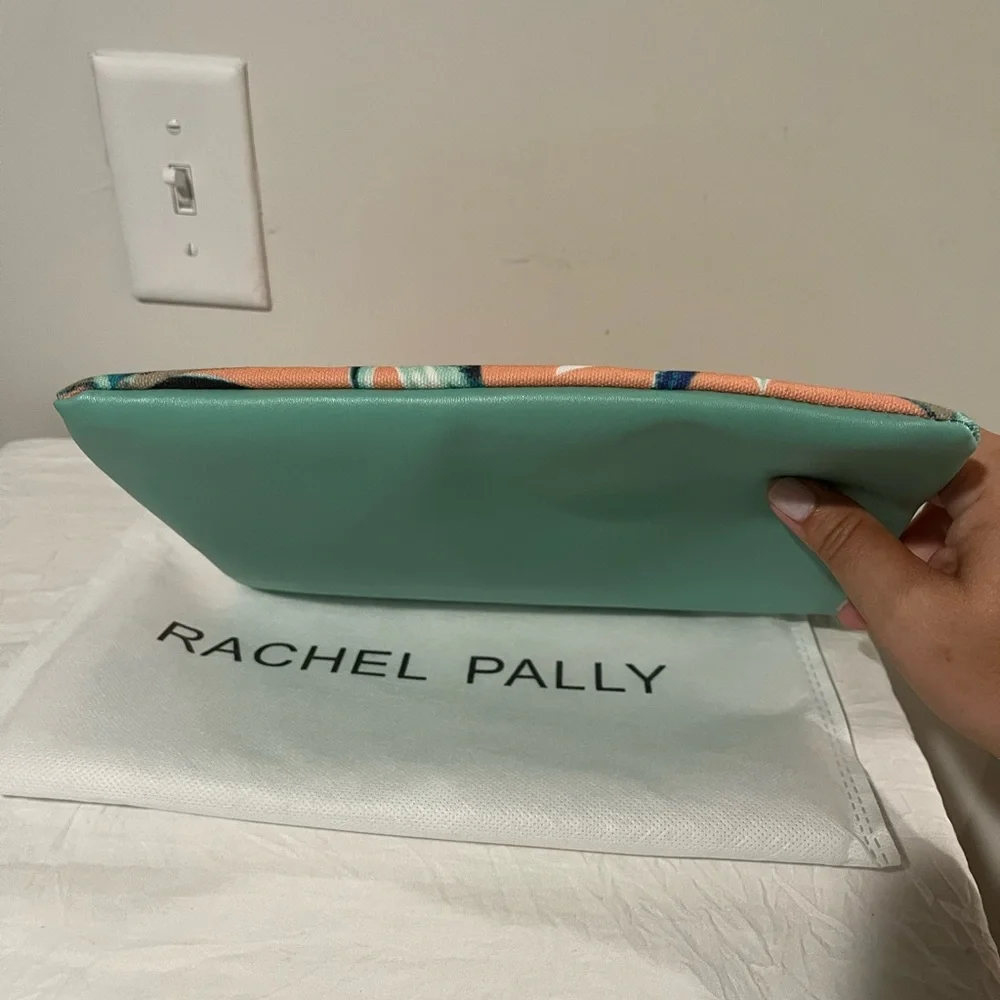 NWOT Rachel Pally Clutch-never used, comes with dust bag, see pics - Picture 5 of 12